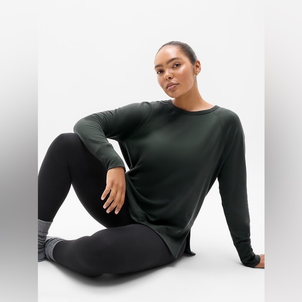 Athleta Women Long Sleeve Tee Shirt Size L Green Tencel Modal Yoga Athleisure